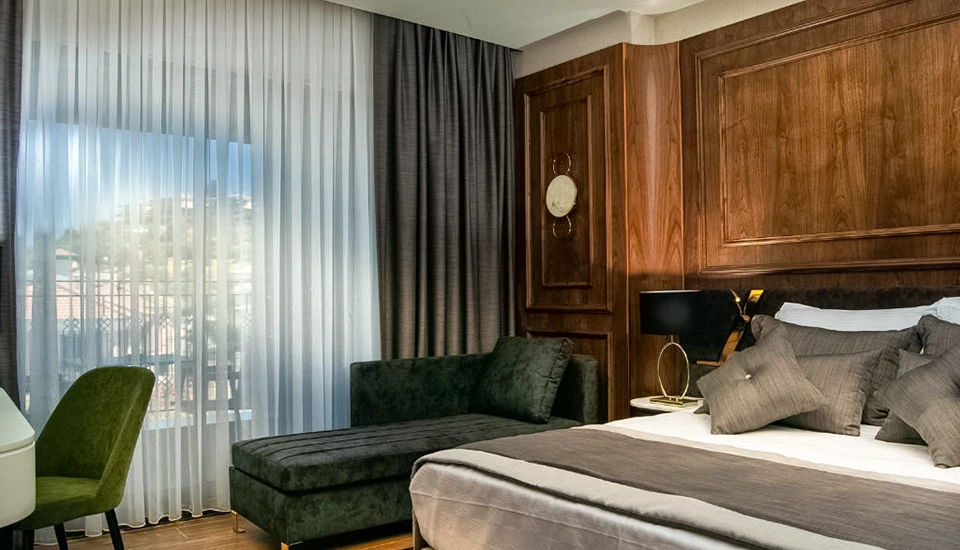 هتل بوتیک تی ان آر کوش آداسی